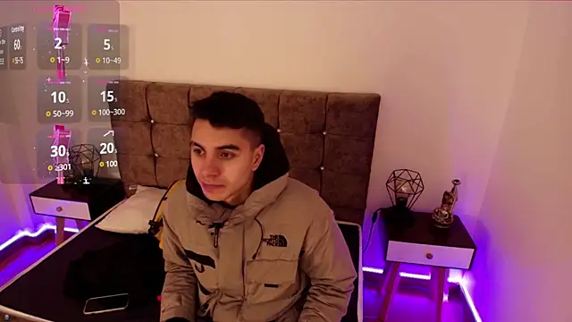 Snapshot of Amadeo_Wild chatting on December 2, 2024, 1:57 pm Amadeo Wild online show from December 2, 2024, 1:57 pm