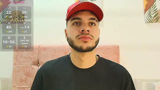 Snapshot of Amadeo_Wild chatting on November 28, 2025, 3:04 pm Amadeo Wild online show from November 28, 2025, 3:04 pm