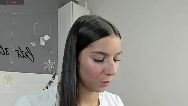 Snapshot of Maria__Candy chatting on November 30, 2025, 5:44 am Maria Candy online show from November 30, 2025, 5:44 am