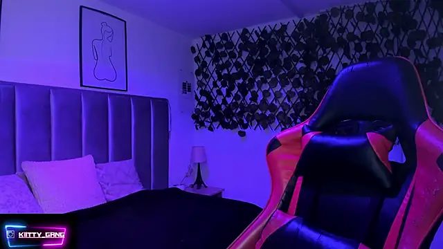 Kitty Gang online show from February 28, 2026, 2:23 am