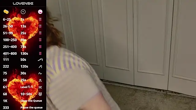 Snapshot of cherrysaturn chatting on October 9, 2025, 11:08 am cherrysaturn online show from October 9, 2025, 11:08 am