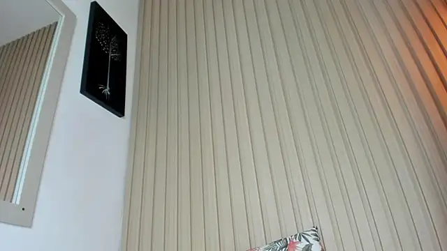 emma collson online show from February 19, 2025, 8:33 am