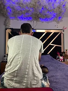 Snapshot of Brianna_Trans00 chatting on November 21, 2025, 2:10 am Brianna Trans00 online show from November 21, 2025, 2:10 am