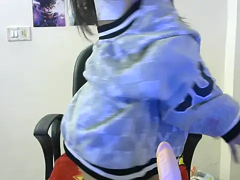 Snapshot of namrata1501 chatting on December 8, 2024, 6:39 pm namrata1501 online show from December 8, 2024, 6:39 pm