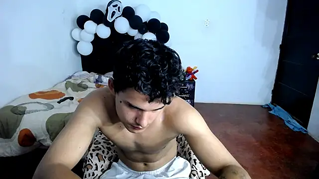 freddy romas online show from October 8, 2025, 3:59 am