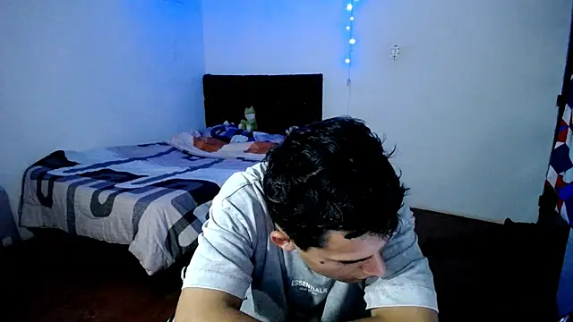 Snapshot of freddy_romas chatting on January 12, 2026, 2:17 am freddy romas online show from January 12, 2026, 2:17 am