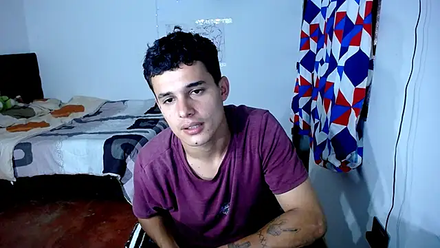 Snapshot of freddy_romas chatting on March 2, 2026, 4:25 pm freddy romas online show from March 2, 2026, 4:25 pm