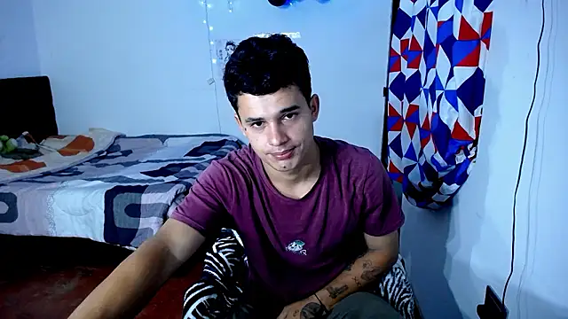 Snapshot of freddy_romas chatting on March 3, 2026, 10:43 am freddy romas online show from March 3, 2026, 10:43 am