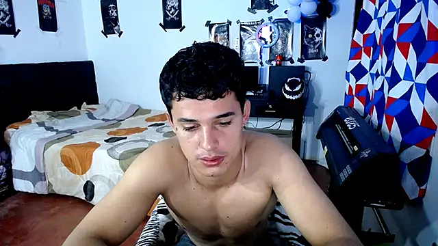 Snapshot of freddy_romas chatting on March 16, 2026, 6:28 am freddy romas online show from March 16, 2026, 6:28 am