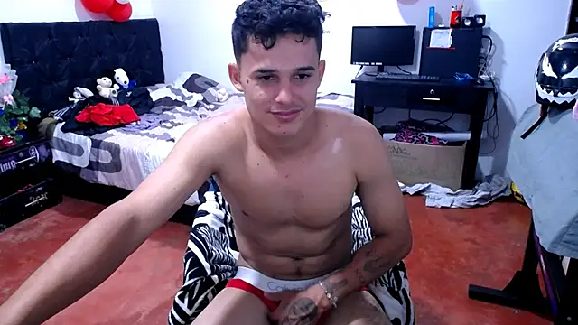 Snapshot of freddy_romas chatting on May 16, 2026, 1:02 am freddy romas online show from May 16, 2026, 1:02 am
