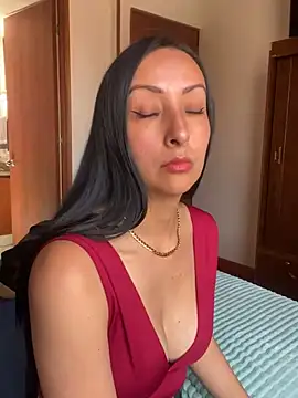 yaralyminjo2 online show from December 31, 2024, 4:35 pm