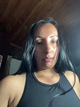 yaralyminjo2 online show from February 4, 2025, 11:49 pm