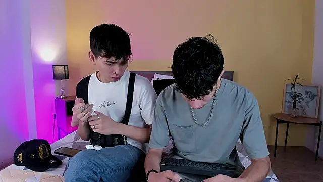 Snapshot of novaybrian chatting on December 16, 2024, 4:34 am novaybrian online show from December 16, 2024, 4:34 am