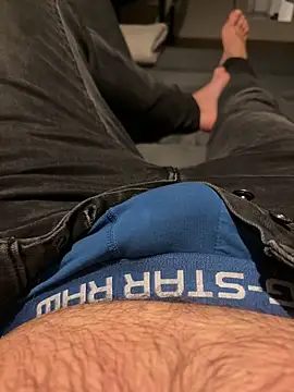 Snapshot of mrniceguy198 chatting on November 8, 2025, 8:29 pm mrniceguy198 online show from November 8, 2025, 8:29 pm