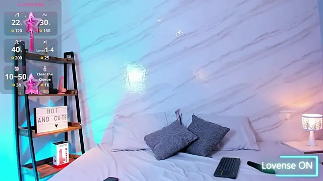 Snapshot of luoyi30 chatting on February 14, 2025, 2:12 pm luoyi30 online show from February 14, 2025, 2:12 pm