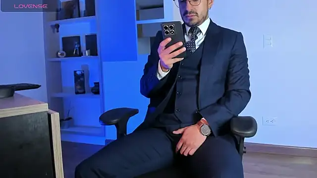 pablo-rincon95 online show from January 10, 2026, 2:19 pm