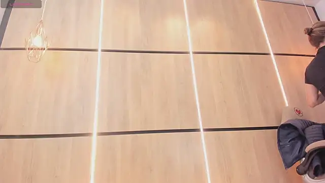 adela chase online show from October 22, 2025, 2:56 am