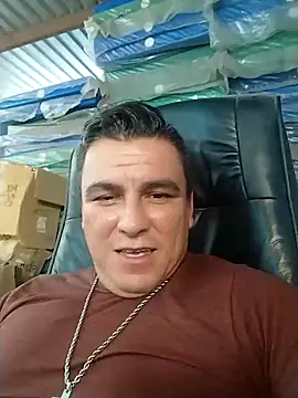 caramelodechile online show from June 8, 2026, 7:14 pm
