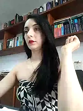 Snapshot of amellie_ros chatting on December 20, 2024, 8:34 pm amellie ros online show from December 20, 2024, 8:34 pm