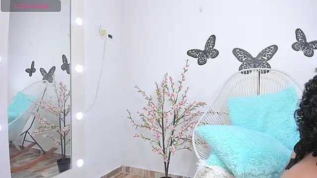 Snapshot of yess__daddy1 chatting on November 19, 2025, 2:28 pm yess daddy1 online show from November 19, 2025, 2:28 pm