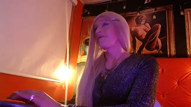 MEGANNIXX online show from October 5, 2025, 2:10 am