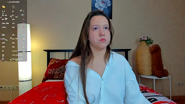 Snapshot of Mira_Karter chatting on June 17, 2026, 2:58 am Mira Karter online show from June 17, 2026, 2:58 am