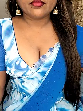 honey-sexy online show from October 26, 2025, 3:18 pm