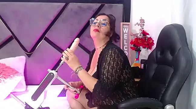 GabrielaDurann online show from March 15, 2025, 1:51 pm