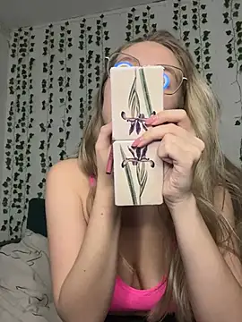 Kitty Katrine online show from January 15, 2025, 3:39 pm