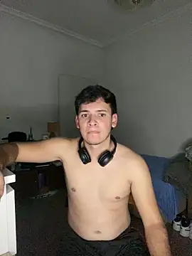 diego7990  online show from October 23, 2025, 10:30 pm