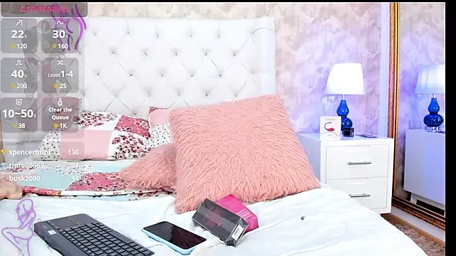 Snapshot of Eliza_Thaylor__ chatting on December 24, 2024, 6:06 pm Eliza Thaylor online show from December 24, 2024, 6:06 pm