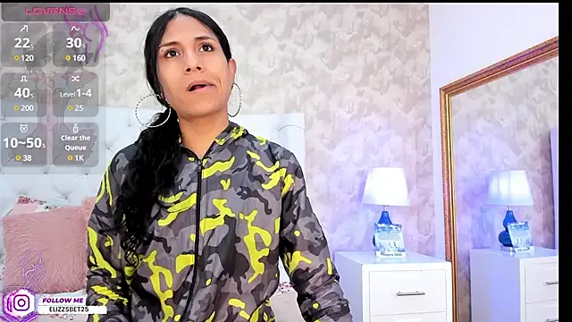 Snapshot of Eliza_Thaylor__ chatting on December 31, 2024, 2:03 pm Eliza Thaylor online show from December 31, 2024, 2:03 pm