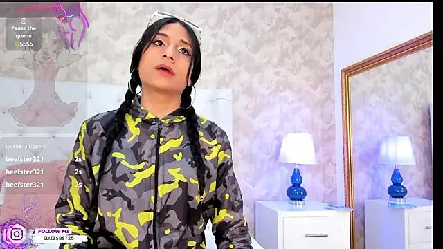 Snapshot of Eliza_Thaylor__ chatting on January 4, 2025, 2:35 pm Eliza Thaylor online show from January 4, 2025, 2:35 pm