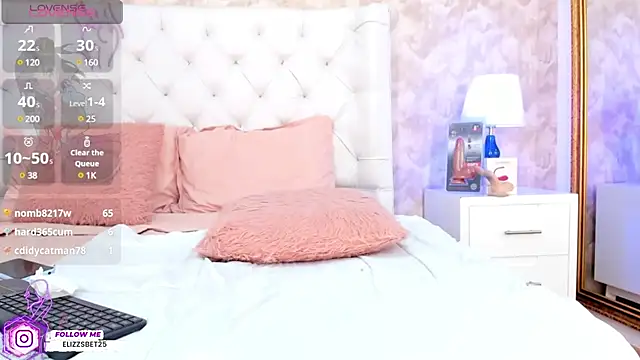 Snapshot of Eliza_Thaylor__ chatting on February 6, 2025, 5:09 pm Eliza Thaylor online show from February 6, 2025, 5:09 pm