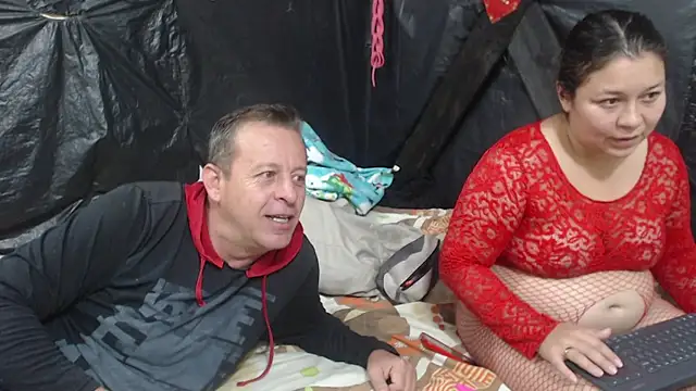 ZuriandAlex online show from January 4, 2025, 1:21 am