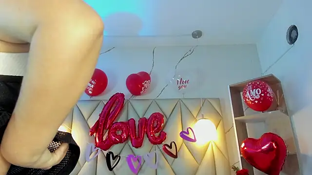 Snapshot of angelswets chatting on February 16, 2026, 3:08 pm angelswets online show from February 16, 2026, 3:08 pm