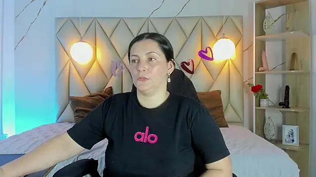 Snapshot of angelswets chatting on February 23, 2026, 1:08 pm angelswets online show from February 23, 2026, 1:08 pm