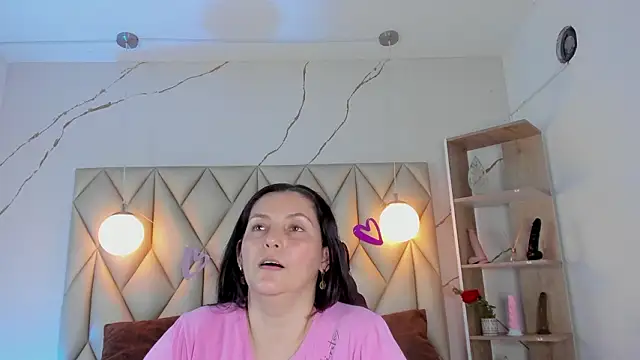 Snapshot of angelswets chatting on February 28, 2026, 2:29 pm angelswets online show from February 28, 2026, 2:29 pm