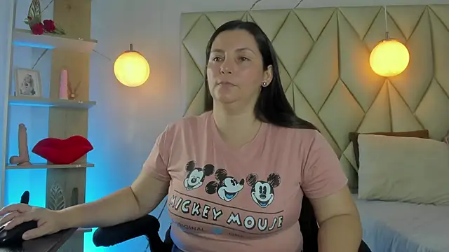 Snapshot of angelswets chatting on April 20, 2026, 1:58 pm angelswets online show from April 20, 2026, 1:58 pm