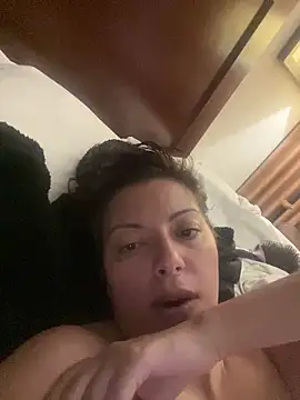 jessicag182 online show from October 23, 2025, 11:46 pm