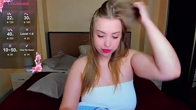 AlexissM online show from June 10, 2026, 3:44 pm