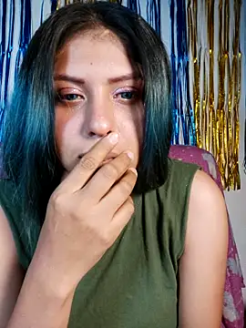 azulzulix online show from November 12, 2025, 1:28 am