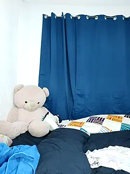 azulzulix online show from February 23, 2026, 12:30 am