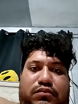 Palanquita4 online show from May 10, 2026, 3:33 am