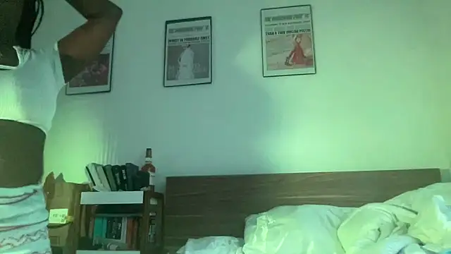 AveryJ99 online show from December 19, 2024, 10:10 pm