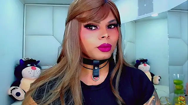 Snapshot of AdanKinng chatting on October 30, 2025, 11:11 am AdanKinng online show from October 30, 2025, 11:11 am