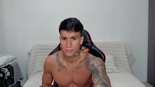 Snapshot of pettergrey1 chatting on January 13, 2026, 9:20 pm pettergrey1 online show from January 13, 2026, 9:20 pm