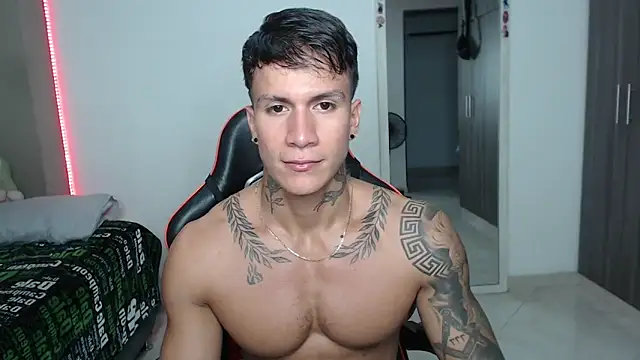 pettergrey1 online show from April 13, 2026, 8:03 pm