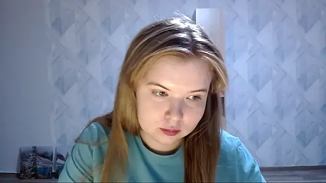 Melina Hot9 online show from November 4, 2025, 3:16 am