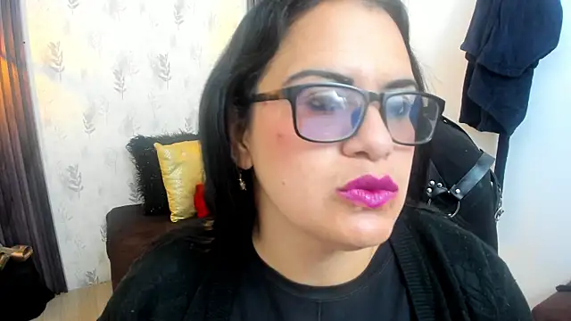 brigittemiller online show from November 16, 2025, 4:34 pm